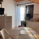Διαμέρισμα Maria *