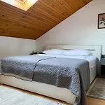 Apartman Maria *