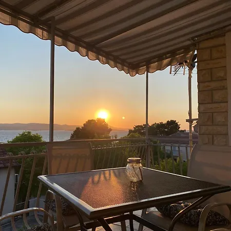 Maria Daire Biograd Na Moru